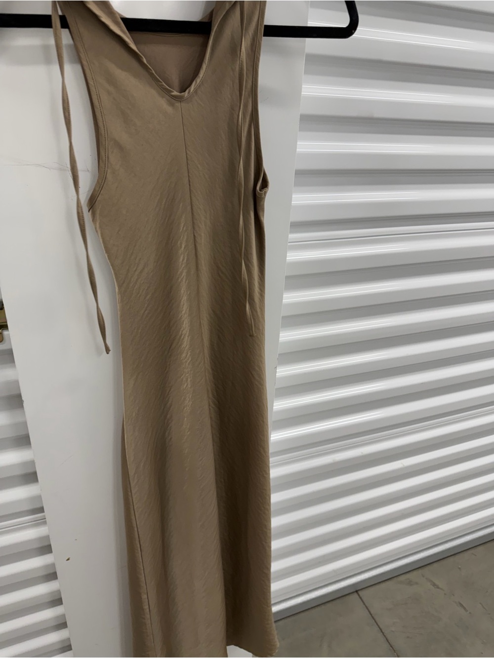 House of Harlow 1960 Taupe Sleeveless V-Neck Maxi Dress